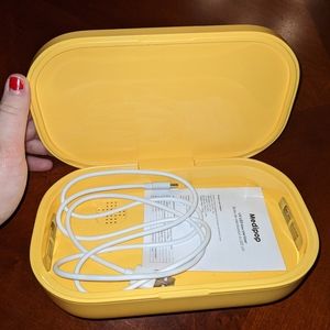 YELLOW MEDIPOP MAGIC BOX